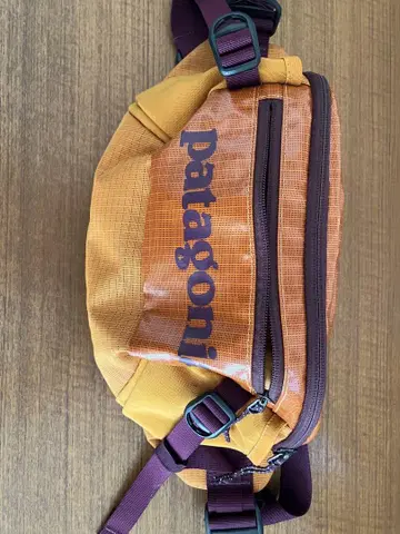 patagonia 바디백 오렌지