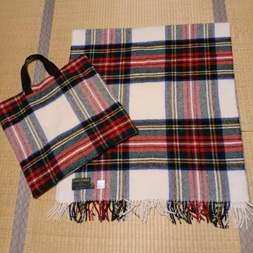 TWEEDMILL 타탄 체크 담요와 백