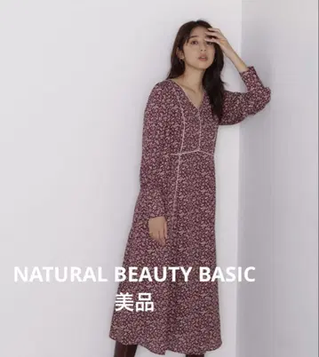 [ 새상품급 ] 내추럴 뷰티 베이직 파이핑 플라워 프린트 원피스 M