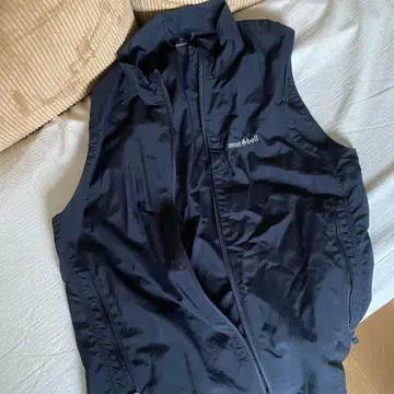 몽벨 mont-bell 쉘 베스트