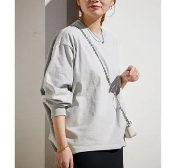 턱 스웨트 셔츠 저널 스탠다드 그레이