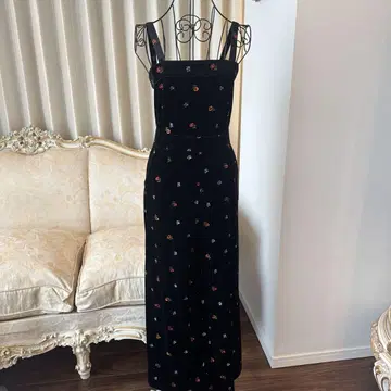 Lily Brown 벨로아 살로펫