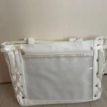 이타백 화이트 판바시트