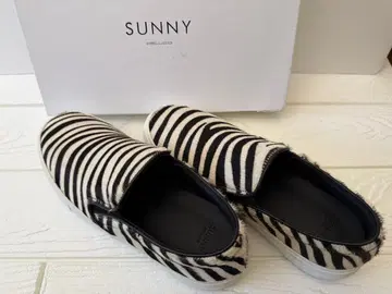 PELLICO SUNNY 제브라 패턴 송치 슬립온 37 새상품