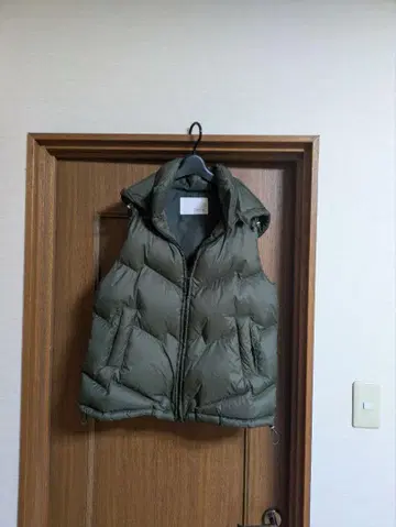 쿨 카레안 다운 베스트