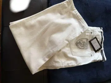 바니바르노 BARNIVARNO 화이트 데님