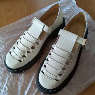 ARTESANOS 아이보리 화이트 뜨개질 로퍼