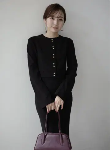 어뉴앙스 컷 조젯 숏 가디건 BLK S 사이즈