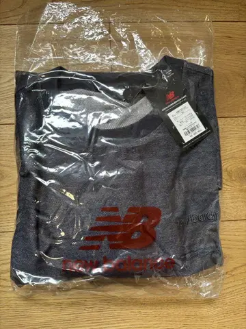 New Balance AMT35125 XL 네이비 맨투맨