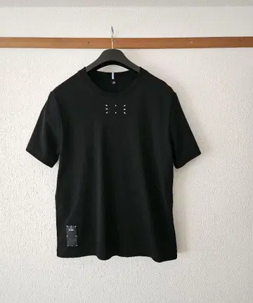 McQ 블랙 M 사이즈 T셔츠 장식 있음