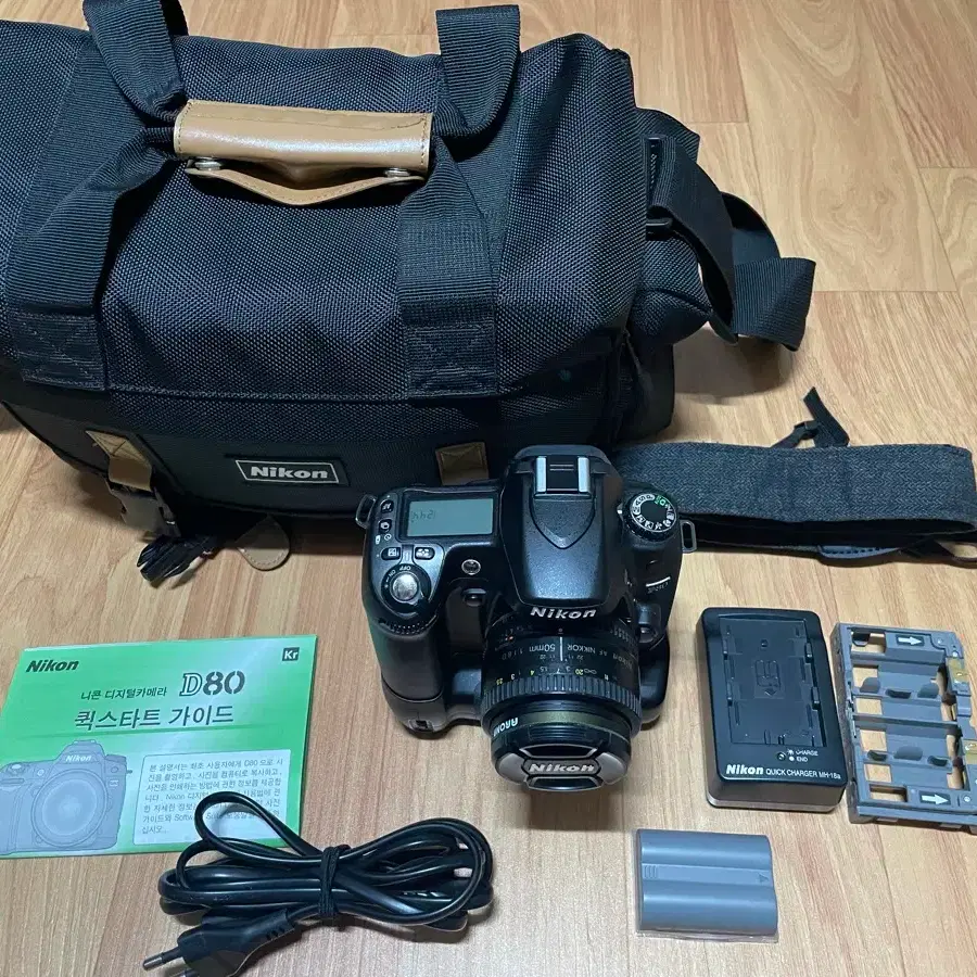 NIKON 니콘 Nikon D80 AF 50mm lens vertical grip battery