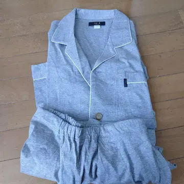 DAKS 그레이 파자마 세트