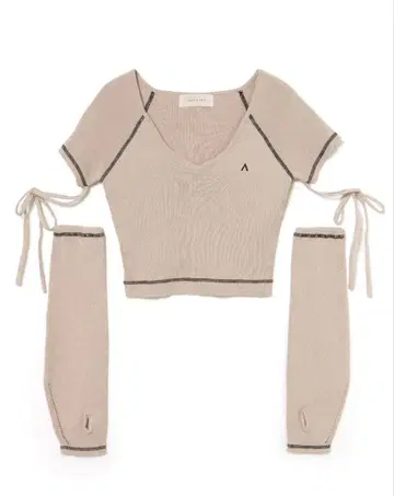 kitty knit tops Beige