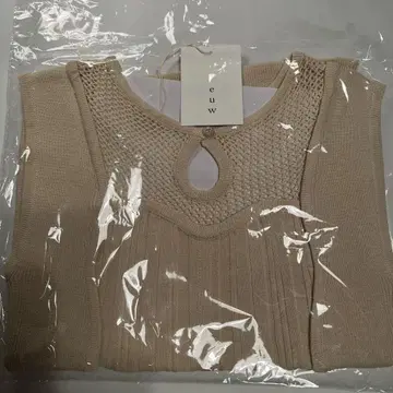 euw wave design knit tank-top / ivory