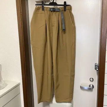 F/CE. 베이지 벌룬 팬츠