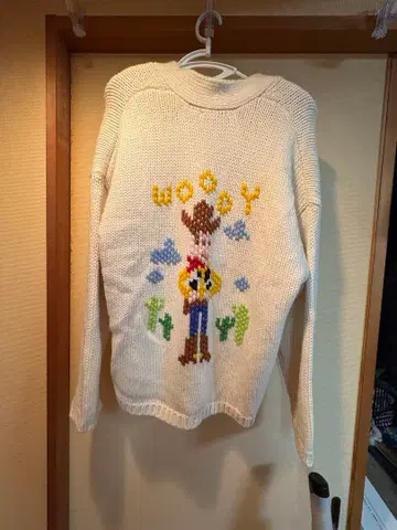 [ 한정판 가격 인하 ] ZARA 토이 스토리 우디 스웨터