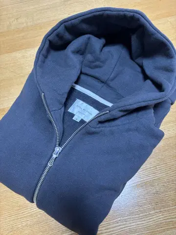 STILL BY HAND 집업 후드티
