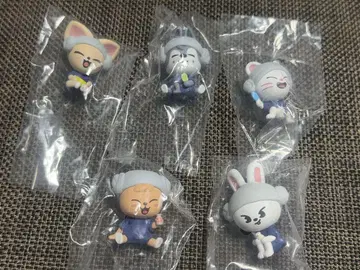 SKZOO 사우나 피규어