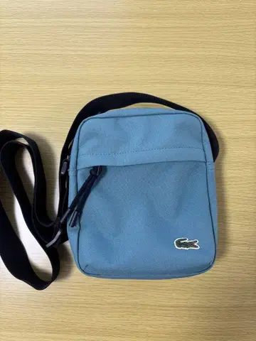 Lacoste 숄더백 블루