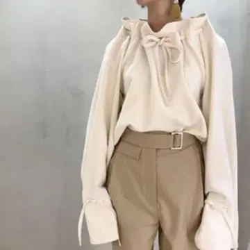 ELIN 오버 사이즈 상의 암운젠 드로우 스트링 상의