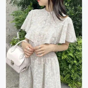 OLIVE des OLIVE 케이프 슬리브 프티 하이 원피스