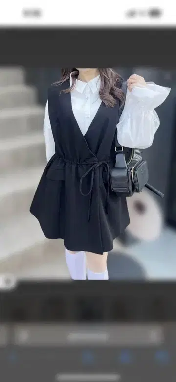 블랙 V넥 베스트 베스트 허리 리본 포함 OLIVE des OLIVE