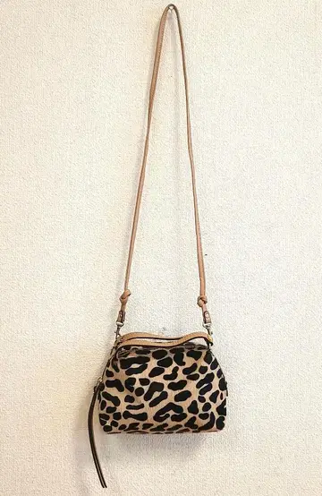 GIANNI CHIARINI ALIFA 레오파드 숄더백 새상품급