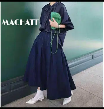 MACHATT 데님 플레어 플리츠 롱 턱 스커트