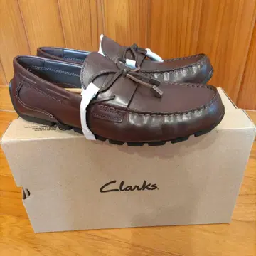 레어 새상품! 가을 Clarks 아름다운 중후한 다크 브라운 슬립온 로퍼