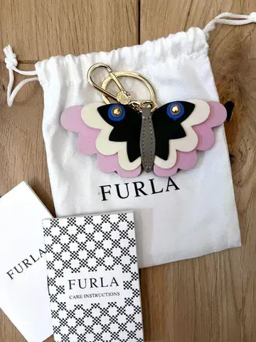 미사용 새상품 FURLA 훌라 파르파라 참 키링