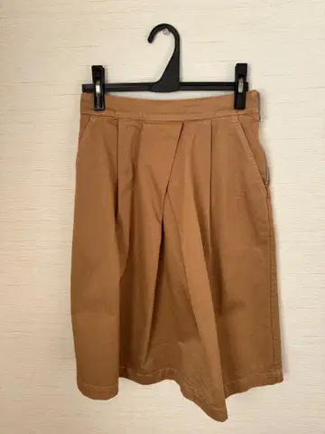 MHL. 브라운 미디 스커트