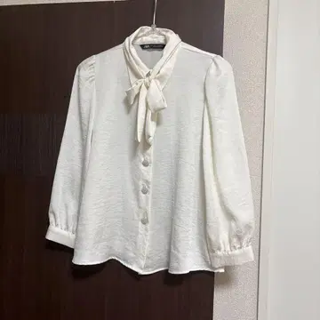 ZARA 상의