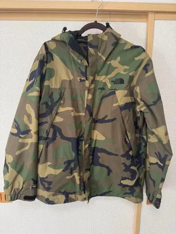 THE NORTH FACE NP10163 카모플라쥬 마운틴 파카
