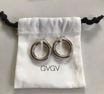 G.V.G.V. VOLUME HOOP PIERCE