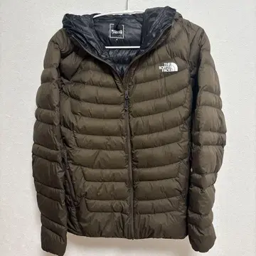 THE NORTH FACE 후드 부착 다운 자켓 브라운