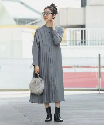 Ray BEAMS 헤링본 플리츠 절개 원피스