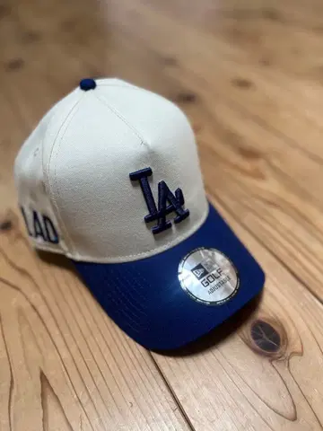 뉴에라 (NEW ERA) / 골프 캡 / 블루 x 화이트 / 미사용