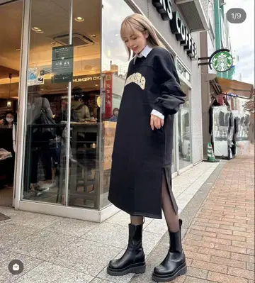 미러나인 로고 원피스