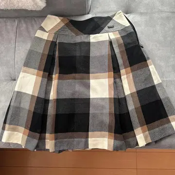 BLUE LABEL CRESTBRIDGE 플레어 스커트 38