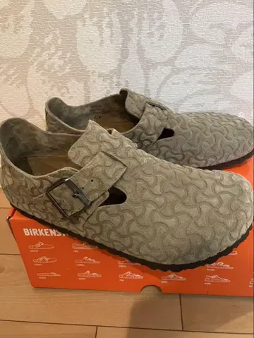 [ 별주 ] BIRKENSTOCK / LONDON BONE PATTERN