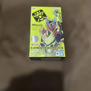 SHFiguarts 가면라이더 리바이스