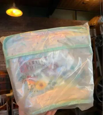 뷰티풀 레인니 데이즈 수베니어 런치 케이스 런치 백