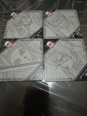 귀멸의 칼날 ufotable cafe 코쵸우 시노부 코스터