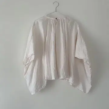 conges payes kanoco 콜라보 판초 실루엣 블라우스
