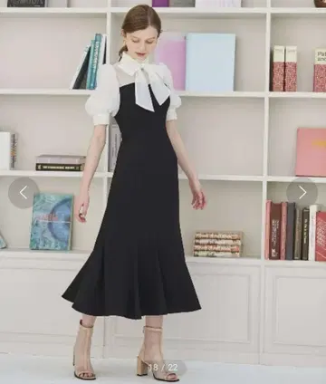 And Couture 레이어드 스타일 허리 턱 머메이드 원피스