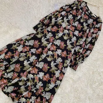 MIIA 꽃무늬 원피스 블랙 F 귀여운 화려한 외출 청순