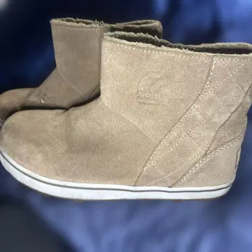 소렐 브라운 어그 부츠