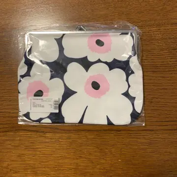새상품 마리메꼬 우니코 파우치 핀에어 한정판