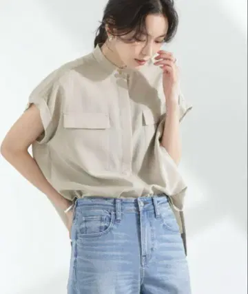 새상품급 나노 유니버스 블라우스 베이지