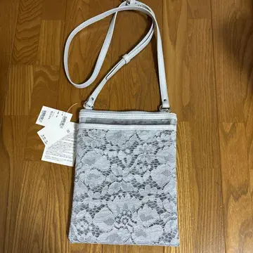 치카자와 레이스 숄더백 약 22 x 18cm